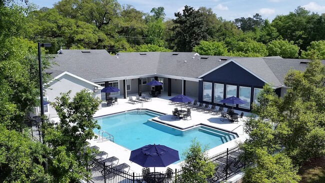Clubhouse/Phase I Pool - The Boulevard at Tallahassee - Student Living Rental