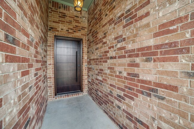 Photo - GORGEOUS 3-BEDROOM HOME WITH SPARKLING POOL