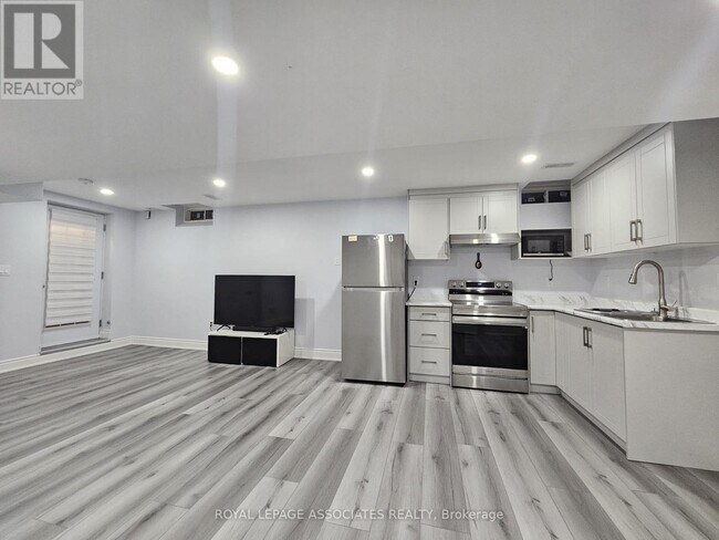 Photo - 131 Lloyd Sanderson Dr