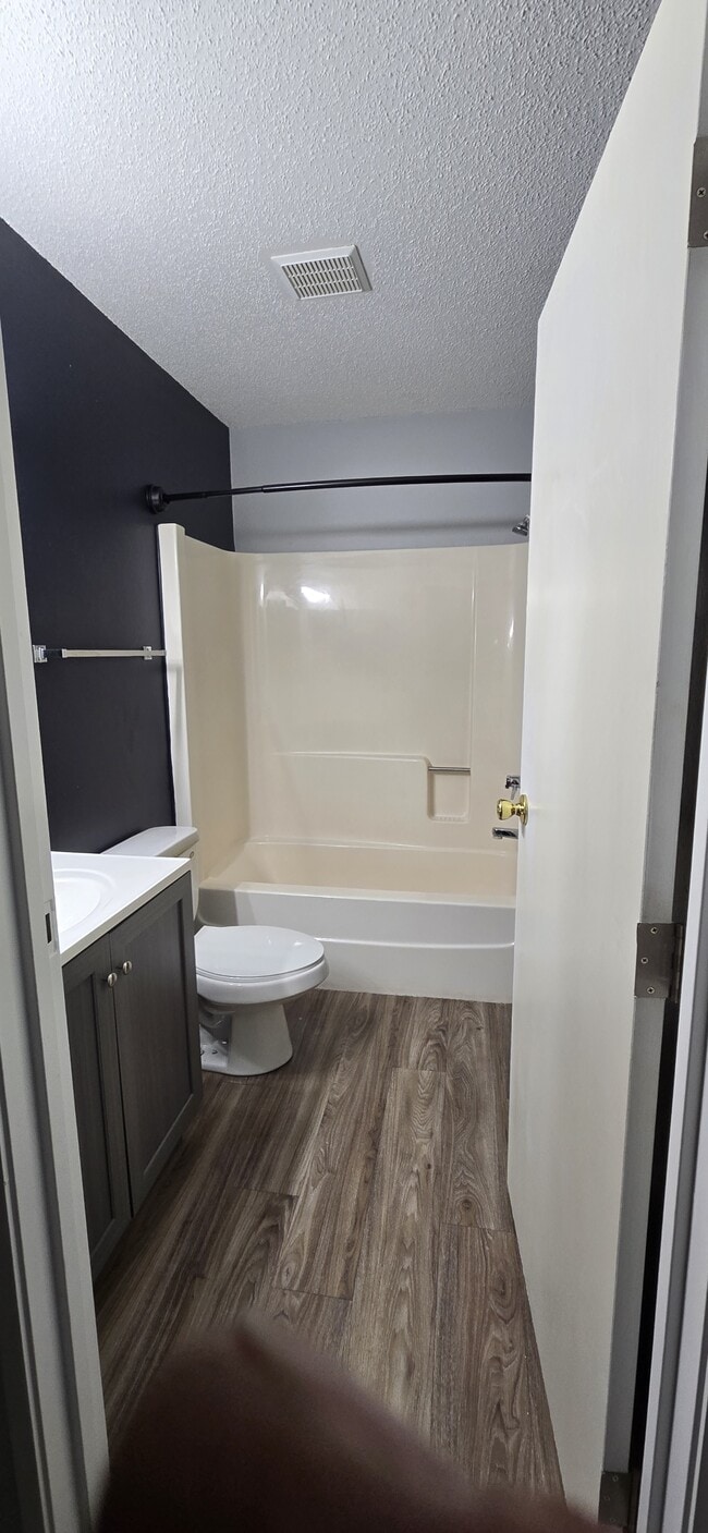 Photo - 261 Frenn Ave