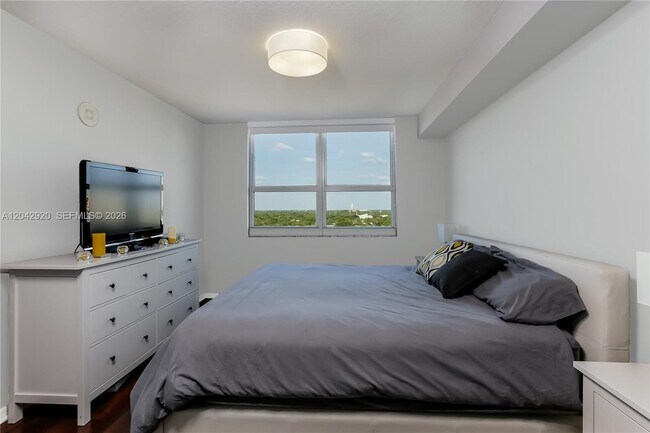 Photo - 2665 SW 37th Ave Unit 1404