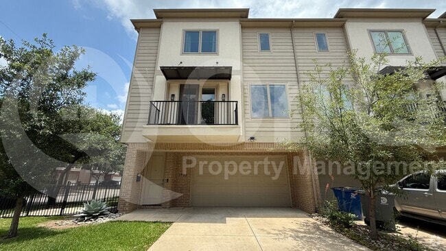 Building Photo - 1732 Mary St Rental
