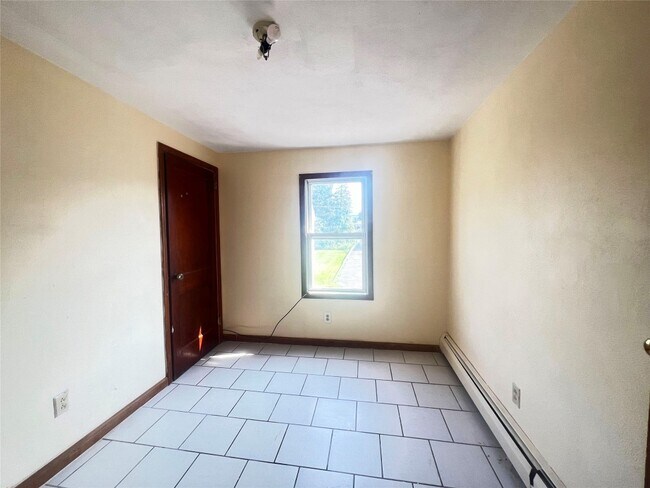 Photo - 3215 Pearl St