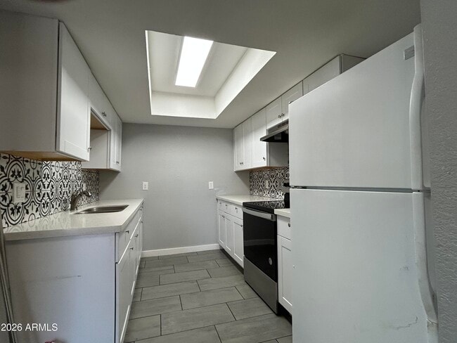 Photo - 9618 N 5th St Unit 1