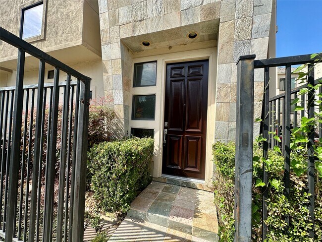 Photo - 1205 Birdsall St