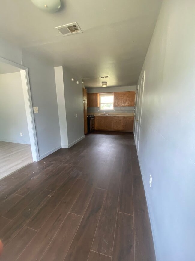 Photo - 3BEDROOM HOME IN NORTHGATE NEIGHBORHOOD