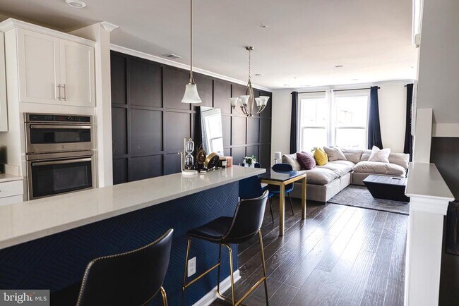 Photo - 45153 Admiral Dr Townhome