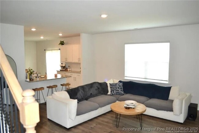 Photo - 2153 Clydesmill Rd