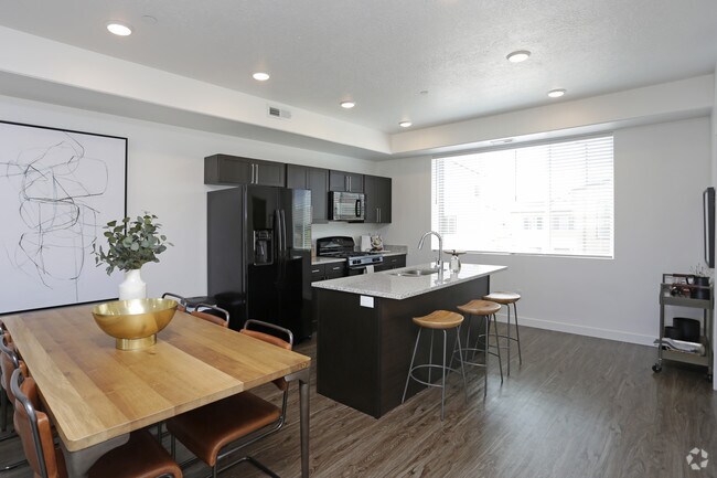 3BR, 2.5BA - Type C