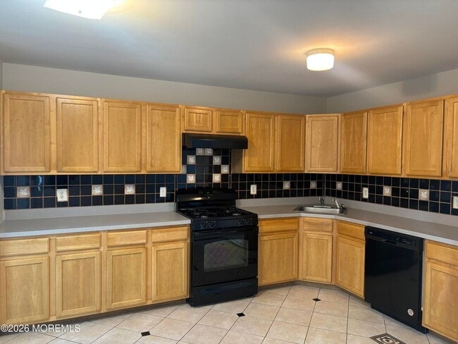 Photo - 131 Murray Dr