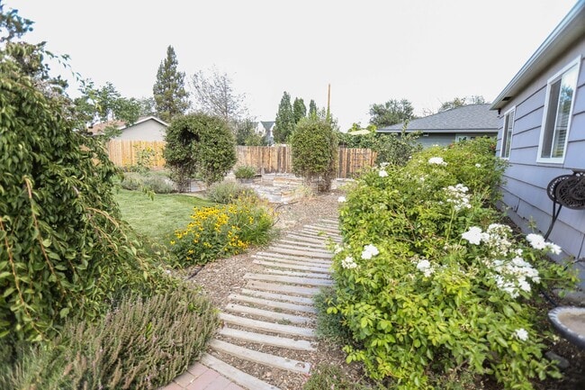 Photo - NEWLY LISTED $2,900 PER MONTH - GORGEOUS 3...