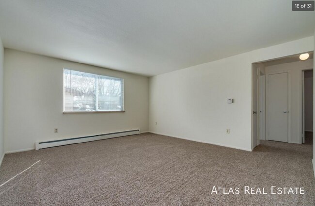 Photo - 3730 Owens St Unidad A