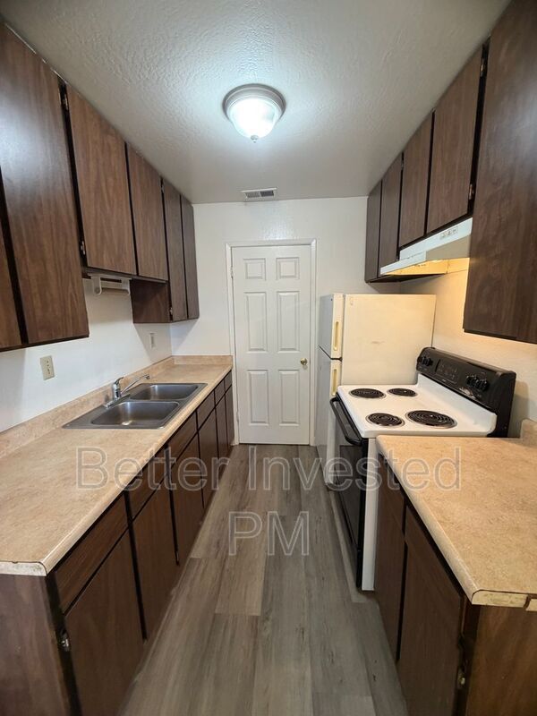 Photo - 304 Cooper Ln Unit Apt D