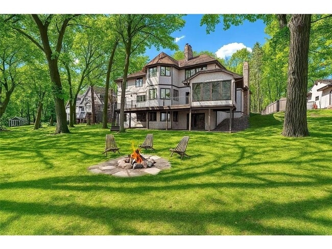 Photo - 5720 Oakview Ln N