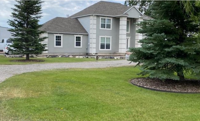4 Bed 2.5 Bath Plus Shop - 4 Bed 2.5 Bath Plus Shop House