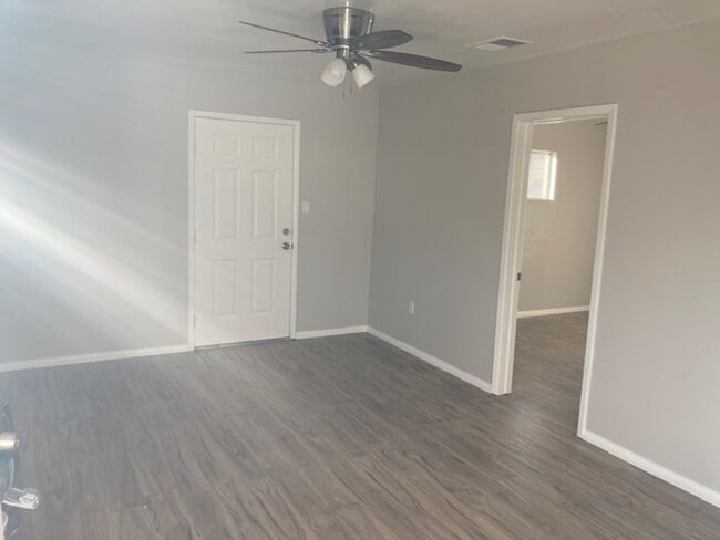 Photo - 1168 B St Unit 1168 B St. B