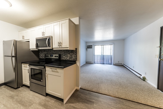 Photo - Chestnut Hills Apartments