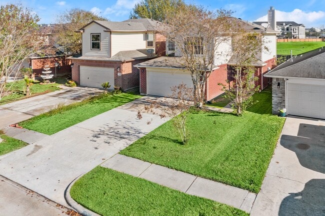 Photo - 18314 Westlock St