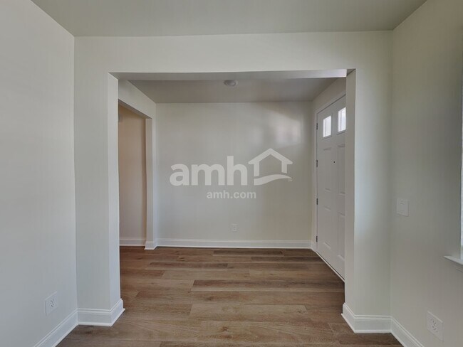 Photo - 3565 Shane Hill Rd SW