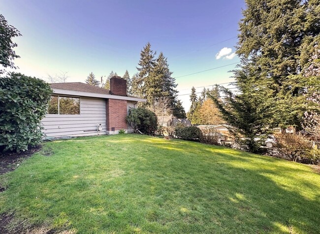 Photo - 2Bd/1.75Ba Seattle House