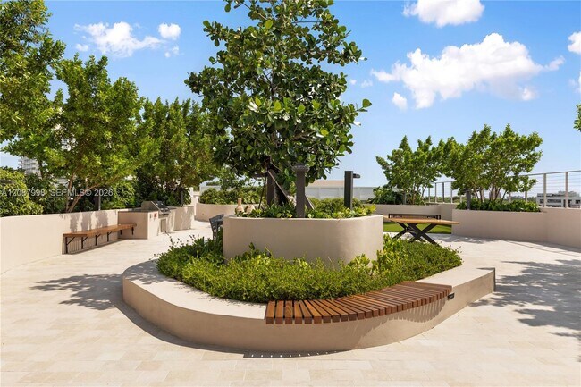 3034 Oak Ave Unit 205