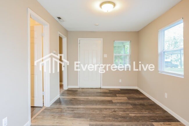 Photo - 114 S Sheridan Ave