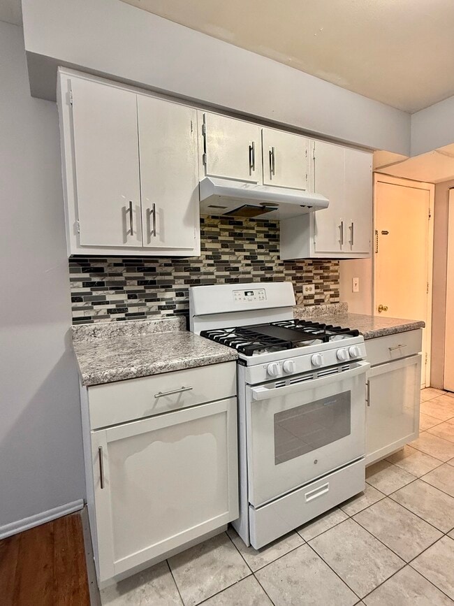 Photo - 329 David Ct Unit B