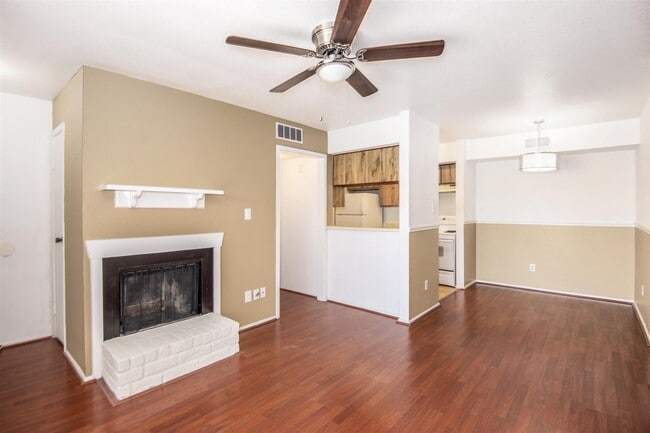 Building Photo - 18511 Egret Bay Blvd Unit 402 Rental