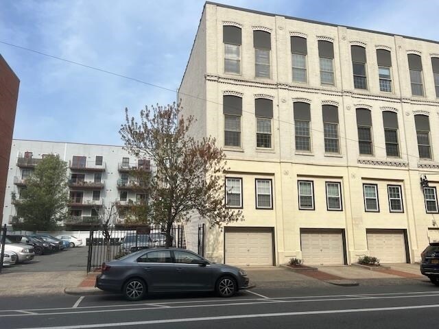 Photo - 222 Clinton St Apartment Unit 1