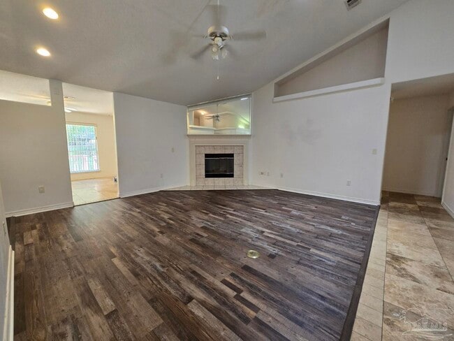 Photo - 4219 Spindlewick Dr