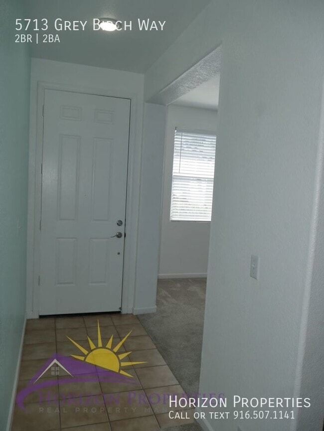 Photo - 5713 Grey Birch Way