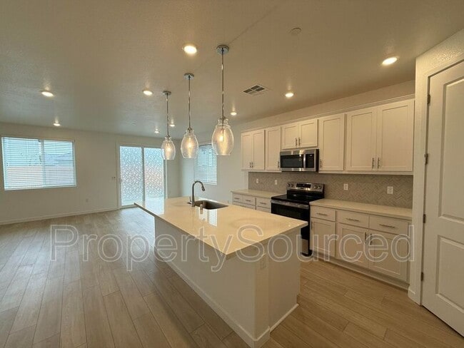 Photo - 1753 Lacey Ave