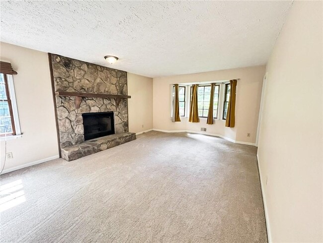 Photo - 2491 Annandale Dr
