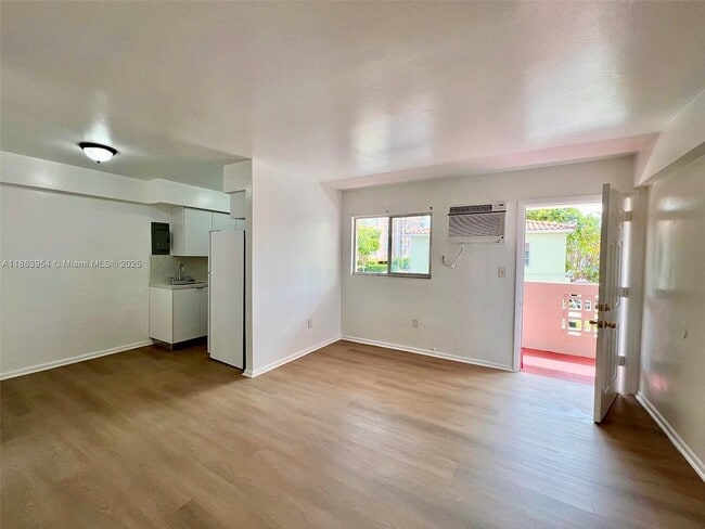 Building Photo - 36 Majorca Ave Unit 5 Rental