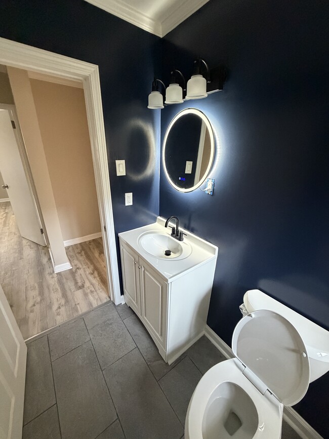 Building Photo - 314 28th St Unit 4