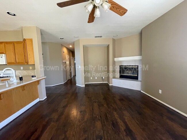 Photo - 2664 Ontario Dr