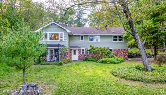 Building Photo - 15 Forestwood Dr Rental