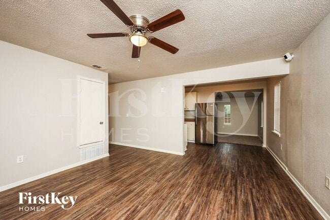 Photo - 6244 Hartman Rd