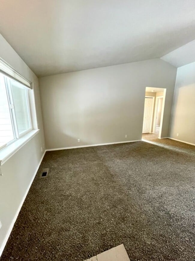 Photo - Beautiful 3 Bedroom Single Level home near Old Mill!