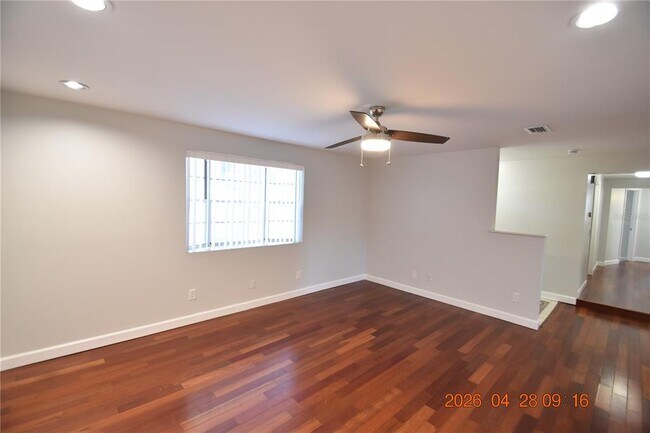 Photo - 3223 W Wyoming Ave