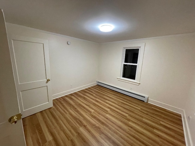 Photo - 5 Dartmouth St