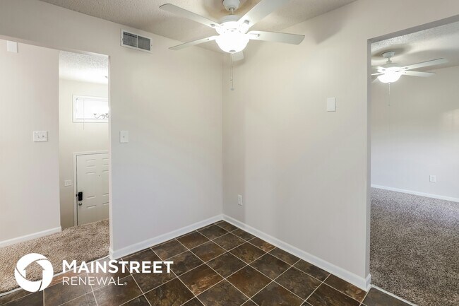 Photo - 14805 E Nickell Ave