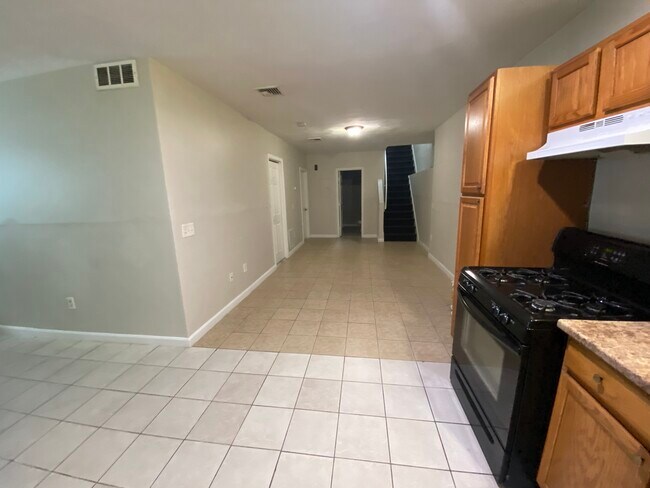 Photo - 11 Handy St Unit 11 handy st