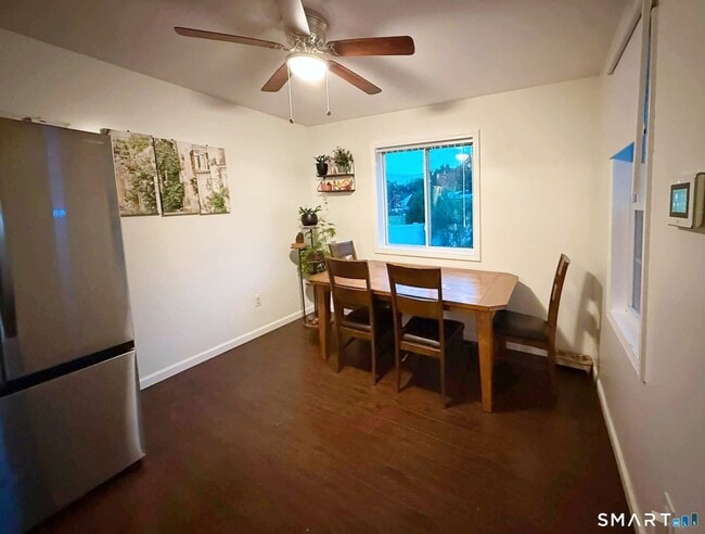 Photo - 124 Morningside Dr W