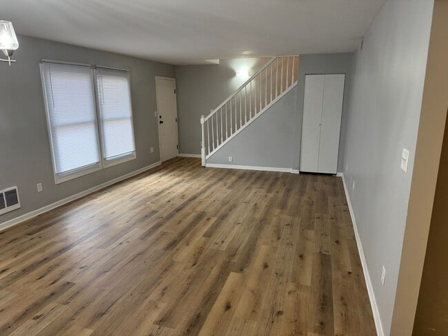 Photo - 7932 Whitcomb St Unit 7932