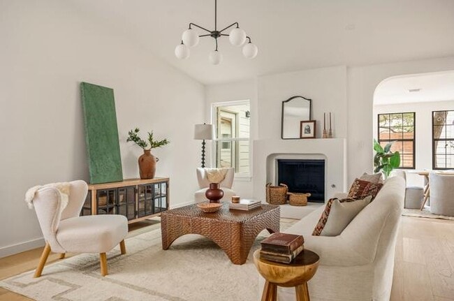 Building Photo - 5554 11th St