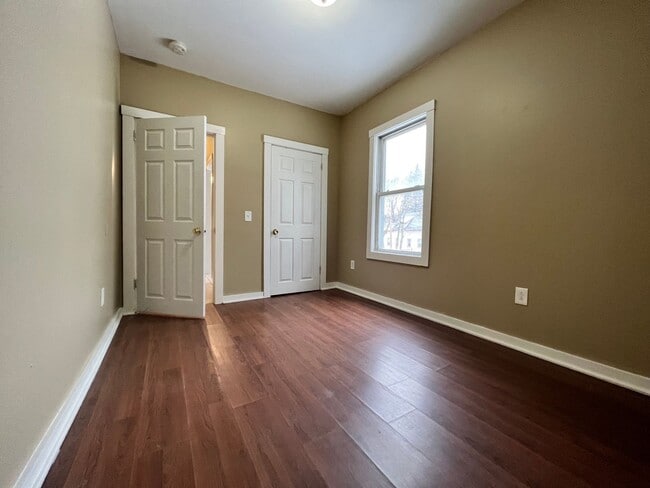 38 Spruce St Unit 1