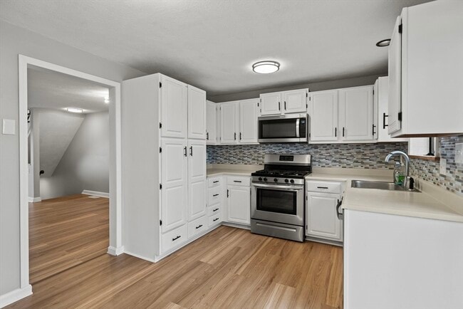 Photo - 68 Sterling Ln