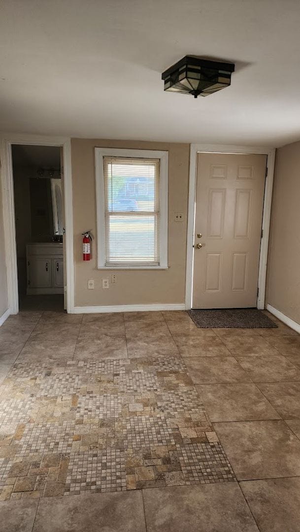 Photo - 2 Bed 1 Bath in the University Add Near Pa...