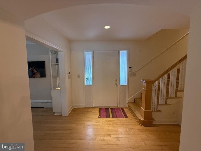 Photo - 3255 N Ohio St